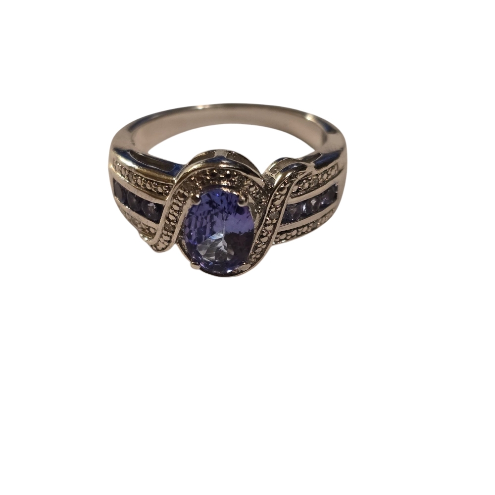 Sterling Silver. 925 Tanzinite Ring W/ Diamond Baguettes